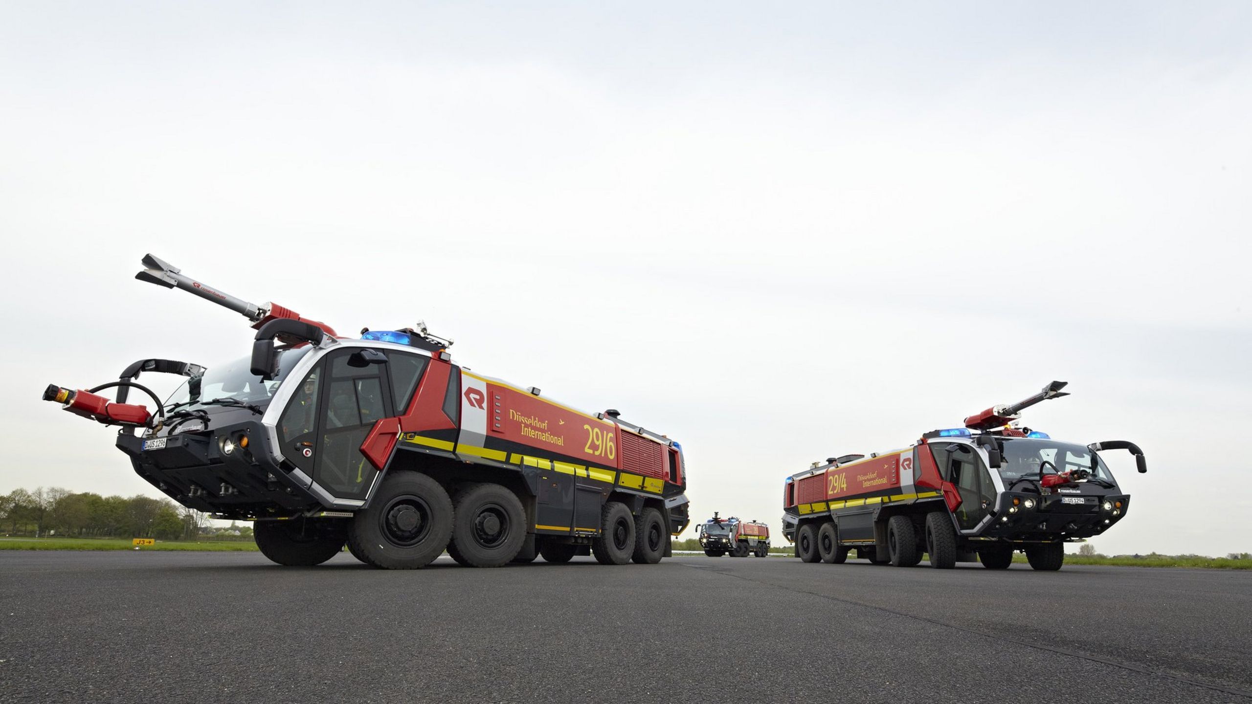 30 Years PANTHER - Safety first The front of the PANTHER presents itself in all its beauty