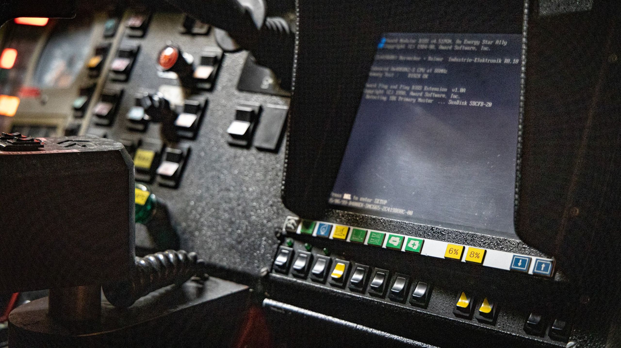 30 Years PANTHER - Der PANTHER Nr. 1 kommt ins Museum Der integrierte Bildschirm war bei der Auslieferung eines der Highlights und ist auch nach 30 Jahren noch funktionsfähig