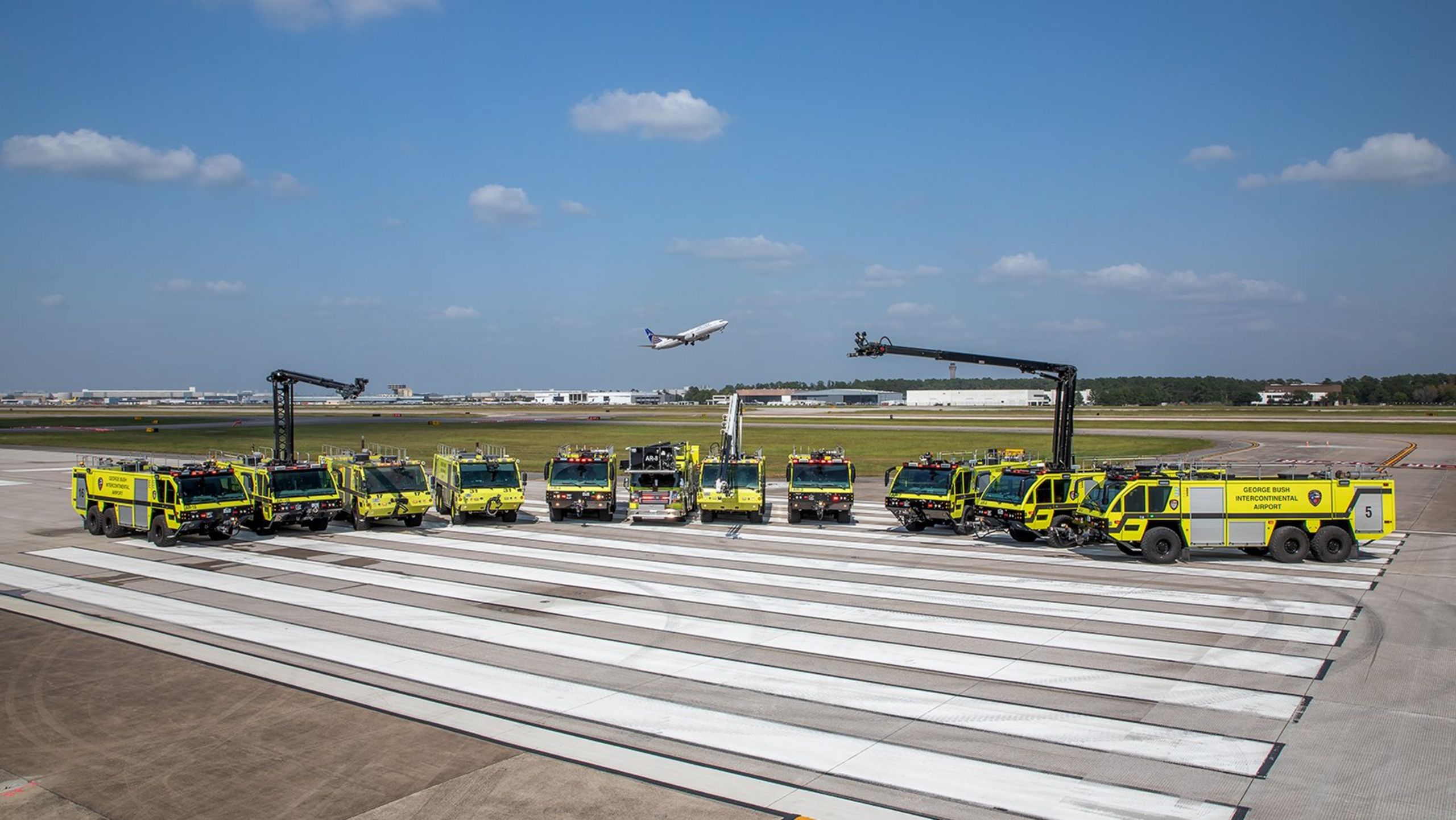 30 Years PANTHER - Houston ARFF: Always on the move Line Up at George Bush Intercontinental Airport